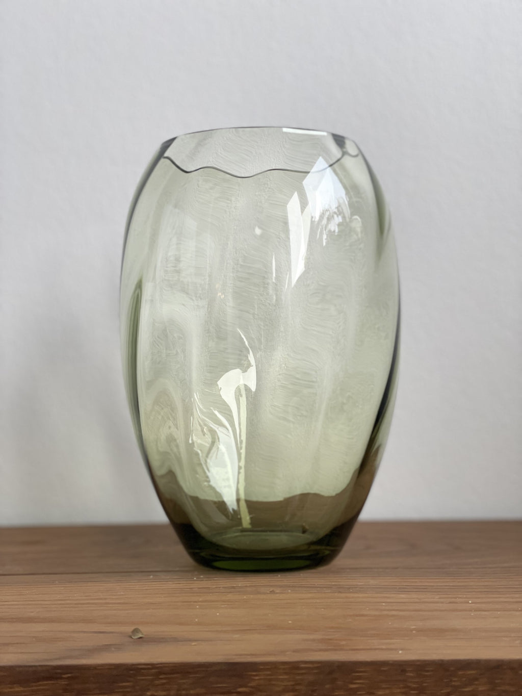 Anna von Lipa oval vase